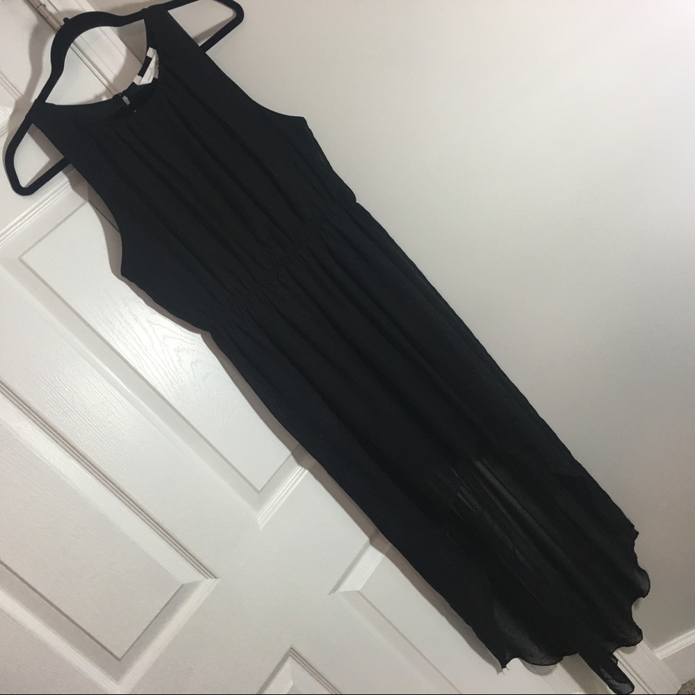 ✨NWOT - Sleeveless High-Low Dress✨